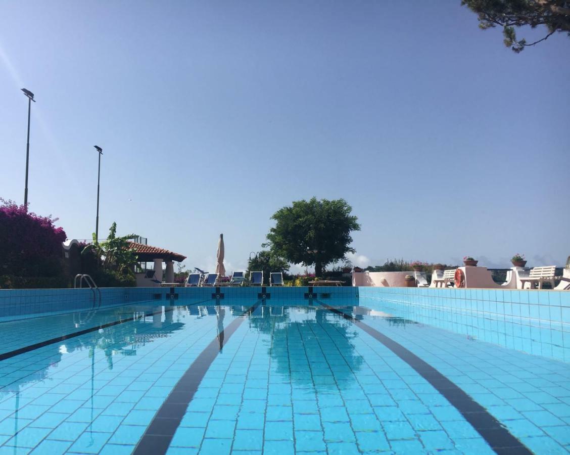 Villa Moma Giardino, Tennis E Piscina Panoramica Ischia Exteriör bild